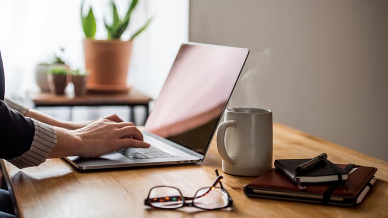 Building pages in Kentico Xperience: Page Builder and widgets vs. content tree pages and components